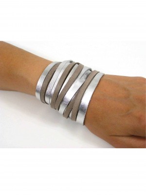 Wrap bracelet in Silver leather by sigal levi leather design